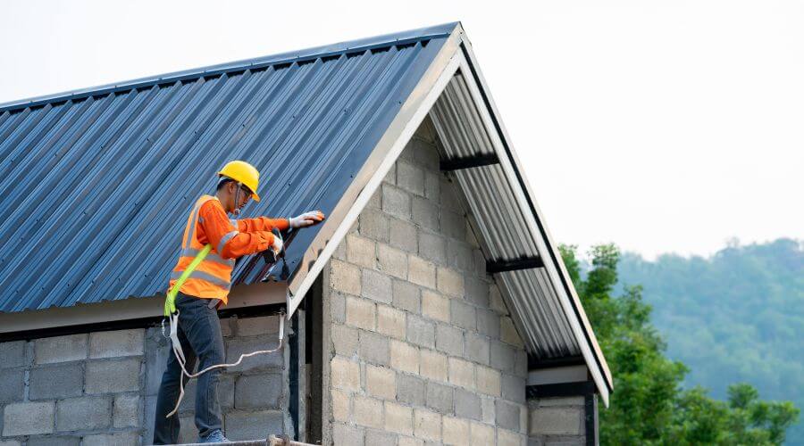 Expert Emergency Roof Repairs services in Chefornak, AK